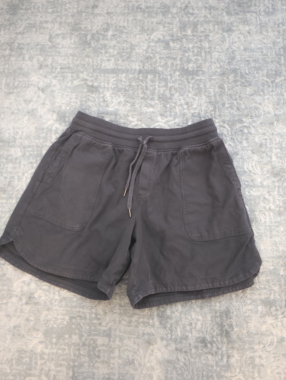Athleta Women Shorts Size XL
